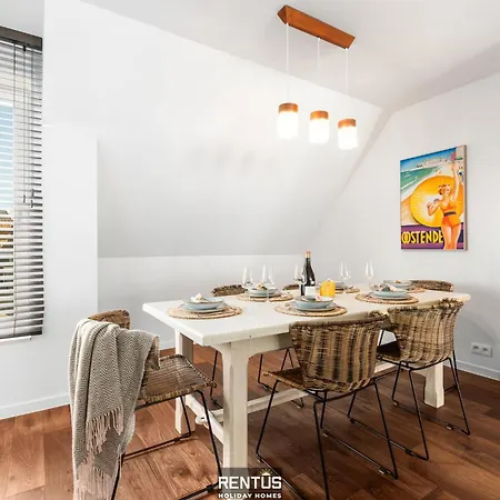 Lejlighed Orka - Spacious Duplex In A Prime Location Near The Sea