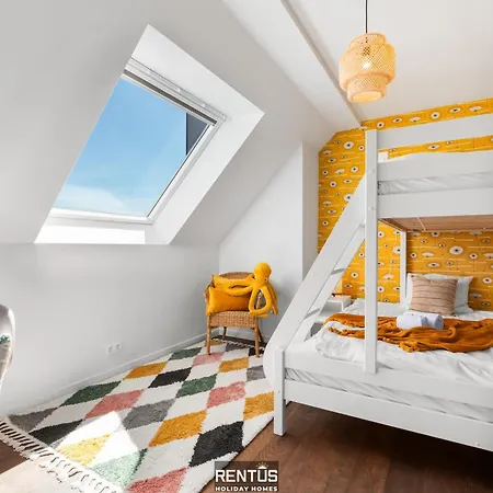 Orka - Spacious Duplex In A Prime Location Near The Sea Lejlighed *